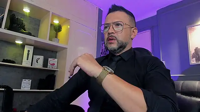 MrFrank tattoo online show from 12-18-25, 11:36