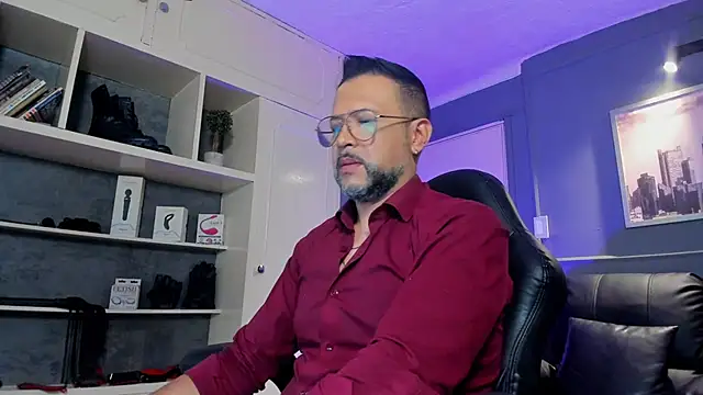 MrFrank tattoo online show from 09-18-25, 11:57