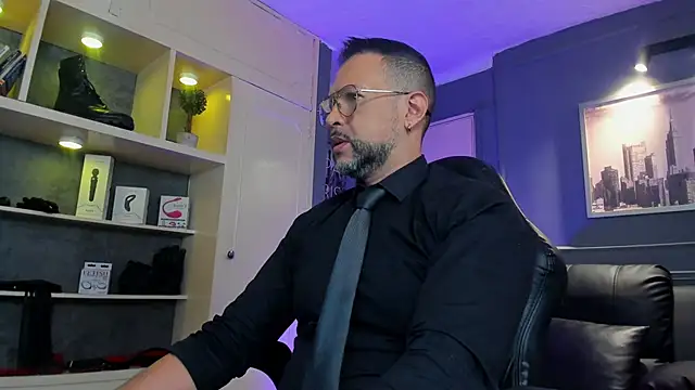 MrFrank tattoo online show from 11-28-25, 12:27