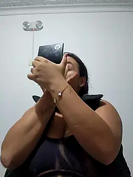 LizzRouse online show from 11-08-25, 11:36