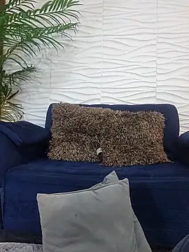 LizzRouse online show from 03-12-26, 08:46