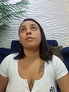 LizzRouse online show from 02-19-26, 04:48