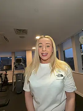 Strongqueen online show from 03-22-26, 06:31