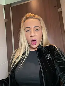 Strongqueen online show from 03-21-26, 11:58