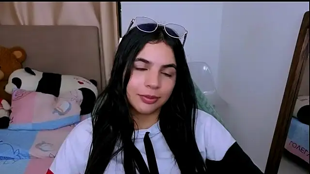  elenna online show from 12-17-25, 05:29