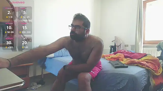 Snapshot of Attila985 chatting on 06-04-26, 03:28 Attila985 online show from 06-04-26, 03:28