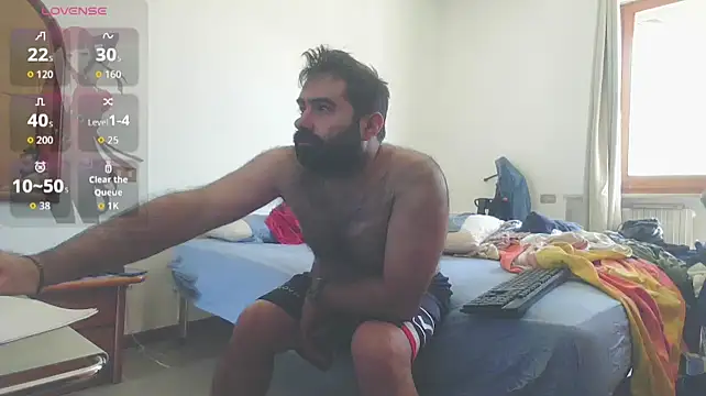Snapshot of Attila985 chatting on 06-15-26, 03:12 Attila985 online show from 06-15-26, 03:12