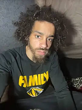 Mrvanillaa online show from 02-14-26, 01:39