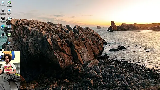 Mrvanillaa online show from 10-14-25, 11:36