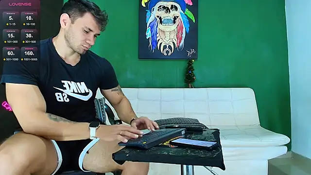 GendersonFit online show from 12-15-25, 02:01