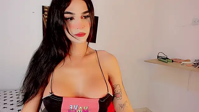 little tsgirl  online show from 02-15-26, 08:08