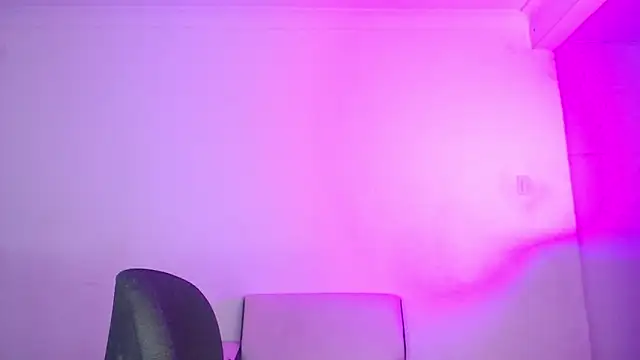 BiancaFollerach online show from 11-21-25, 06:18