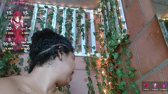 Snapshot of belindathompson chatting on 12-09-24, 08:01 belindathompson online show from 12-09-24, 08:01