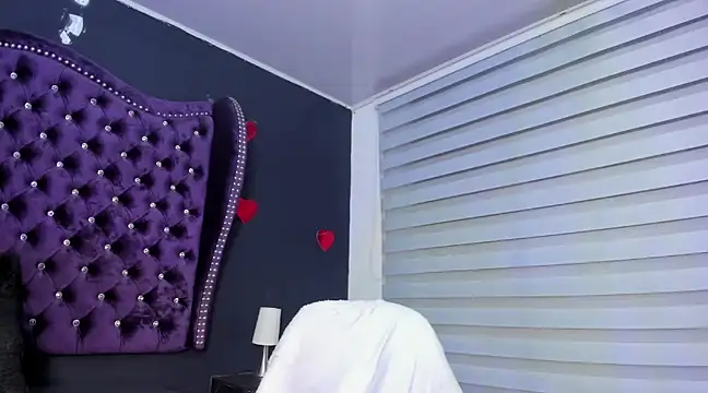 Snapshot of perla7777 chatting on 03-02-25, 03:24 perla7777 online show from 03-02-25, 03:24