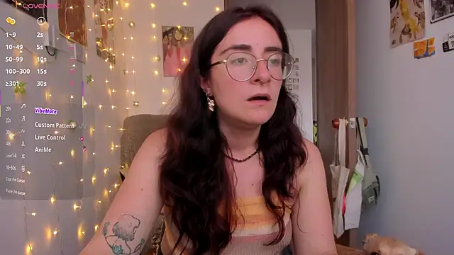 linda giggle online show from 11-05-25, 10:02