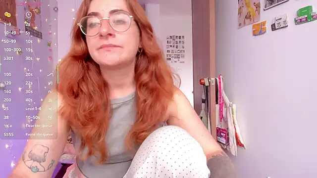 linda giggle online show from 10-08-25, 02:07