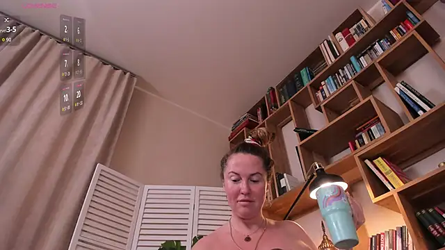 Amber Foks online show from 04-11-26, 06:21