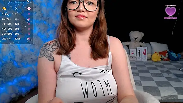 Snapshot of mary_lunar chatting on 02-16-26, 07:12 mary lunar online show from 02-16-26, 07:12