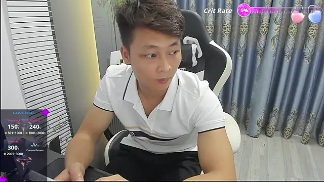 Snapshot of Naughty--asian chatting on 07-05-26, 04:19 Naughty--asian online show from 07-05-26, 04:19