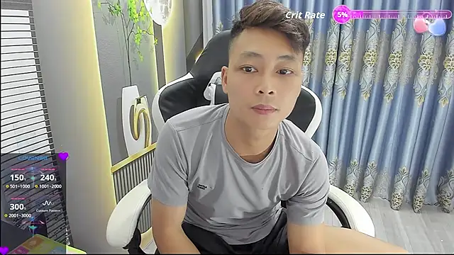 Snapshot of Naughty--asian chatting on 06-11-26, 05:37 Naughty--asian online show from 06-11-26, 05:37
