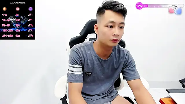 Naughty--asian online show from 11-06-25, 11:25