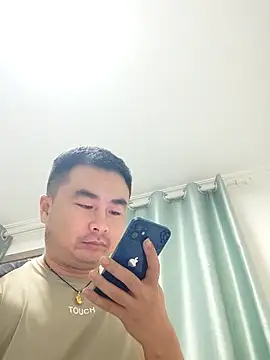 Snapshot of guozuo chatting on 10-04-25, 04:41 guozuo online show from 10-04-25, 04:41