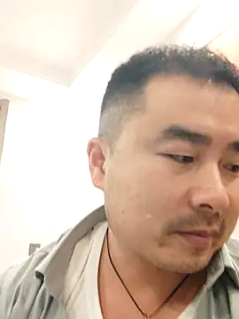 guozuo online show from 10-25-25, 02:28