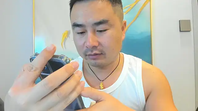 Snapshot of guozuo chatting on 10-18-25, 01:46 guozuo online show from 10-18-25, 01:46