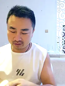 Snapshot of guozuo chatting on 07-05-26, 01:40 guozuo online show from 07-05-26, 01:40