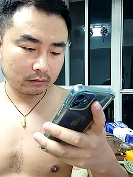 Snapshot of guozuo chatting on 09-24-25, 02:12 guozuo online show from 09-24-25, 02:12