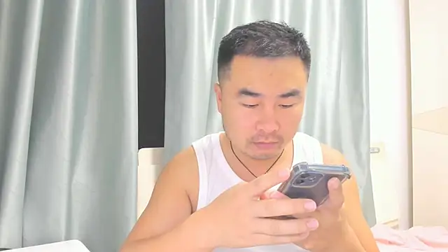 Snapshot of guozuo chatting on 09-12-25, 03:12 guozuo online show from 09-12-25, 03:12