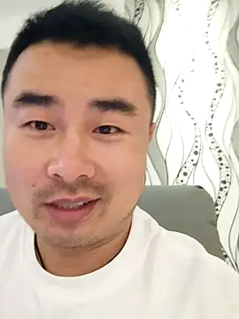 Snapshot of guozuo chatting on 06-28-26, 12:11 guozuo online show from 06-28-26, 12:11