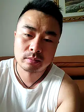 Snapshot of guozuo chatting on 07-12-26, 02:23 guozuo online show from 07-12-26, 02:23