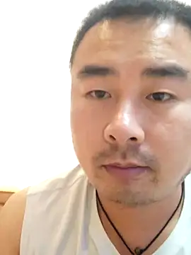 Snapshot of guozuo chatting on 05-19-26, 01:40 guozuo online show from 05-19-26, 01:40