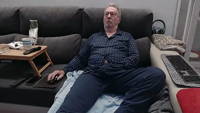 Nudelschwanz online show from 03-05-26, 06:10