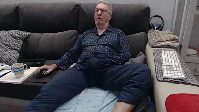 Nudelschwanz online show from 02-11-26, 06:24