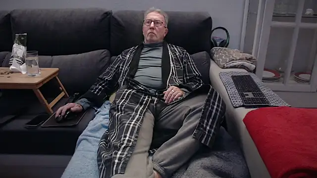 Nudelschwanz online show from 03-01-26, 06:52