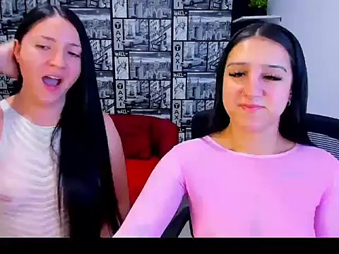 Snapshot of Isa_And_Natasha chatting on 02-17-26, 12:13 Isa And Natasha online show from 02-17-26, 12:13