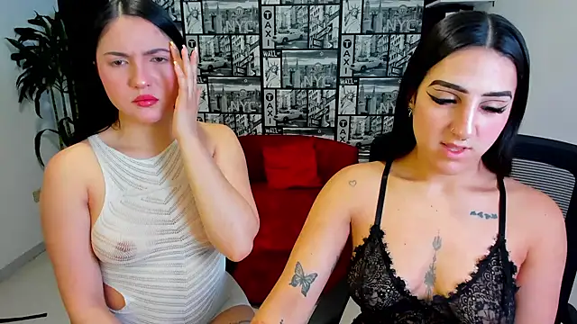 Snapshot of Isa_And_Natasha chatting on 02-24-26, 01:56 Isa And Natasha online show from 02-24-26, 01:56