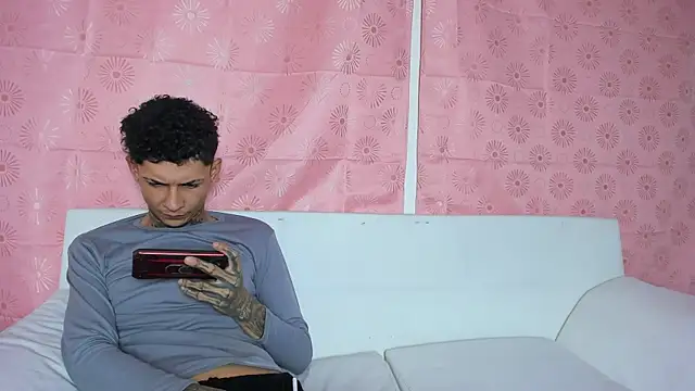 self love46 online show from 07-12-26, 01:06