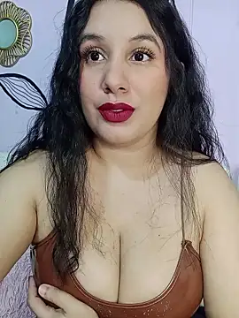 Snapshot of Deina_bunny chatting on 07-15-26, 11:45 Deina bunny online show from 07-15-26, 11:45