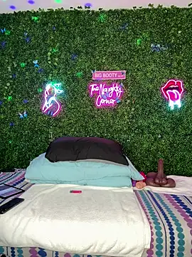 ThickAssRena online show from 02-18-26, 08:44