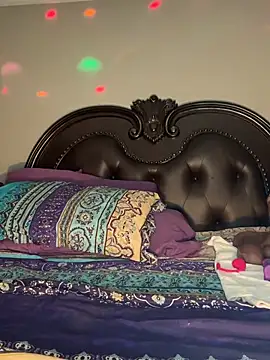 Snapshot of ThickAssRena chatting on 06-12-26, 05:27 ThickAssRena online show from 06-12-26, 05:27