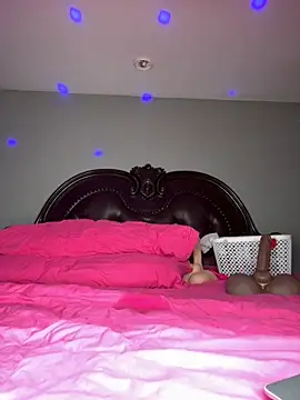 ThickAssRena online show from 11-15-25, 07:34