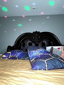 ThickAssRena online show from 10-27-25, 06:36