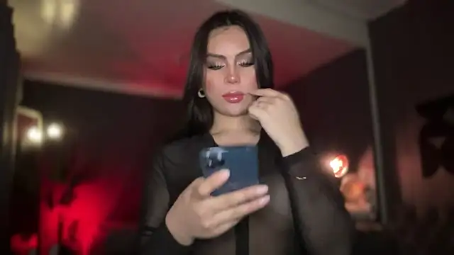 Snapshot of Mistress_supreme chatting on 09-12-25, 05:56 Mistress supreme online show from 09-12-25, 05:56