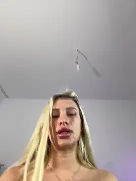 Snapshot of SinwithAmy chatting on 11-26-25, 09:31 SinwithAmy online show from 11-26-25, 09:31