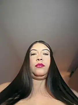 Snapshot of cami_ortiz__ chatting on 05-09-26, 05:00 cami ortiz online show from 05-09-26, 05:00