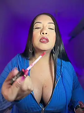 Snapshot of cami_ortiz__ chatting on 04-26-26, 05:16 cami ortiz online show from 04-26-26, 05:16