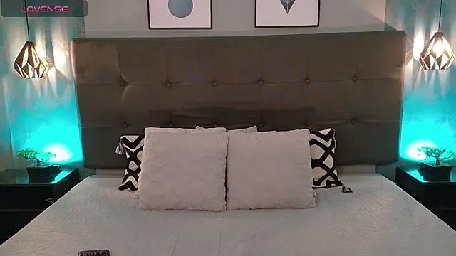 Snapshot of Madisonsmiith chatting on 02-24-25, 09:41 Madisonsmiith online show from 02-24-25, 09:41